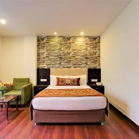Summit Denzong Hotel & Spa Gangtok Buitenkant foto