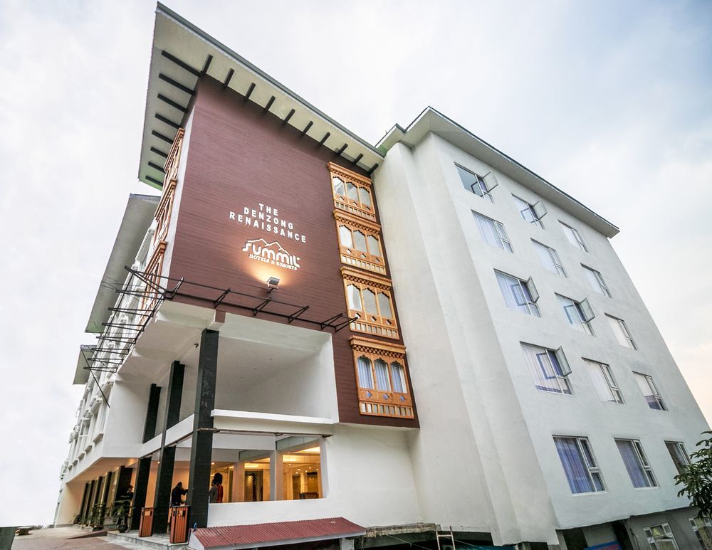 Summit Denzong Hotel & Spa Gangtok Buitenkant foto