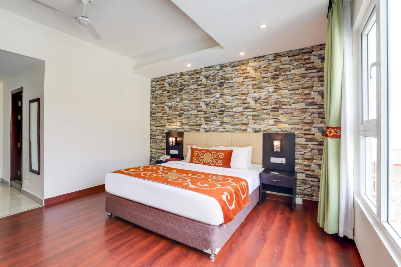 Summit Denzong Hotel & Spa Gangtok Buitenkant foto