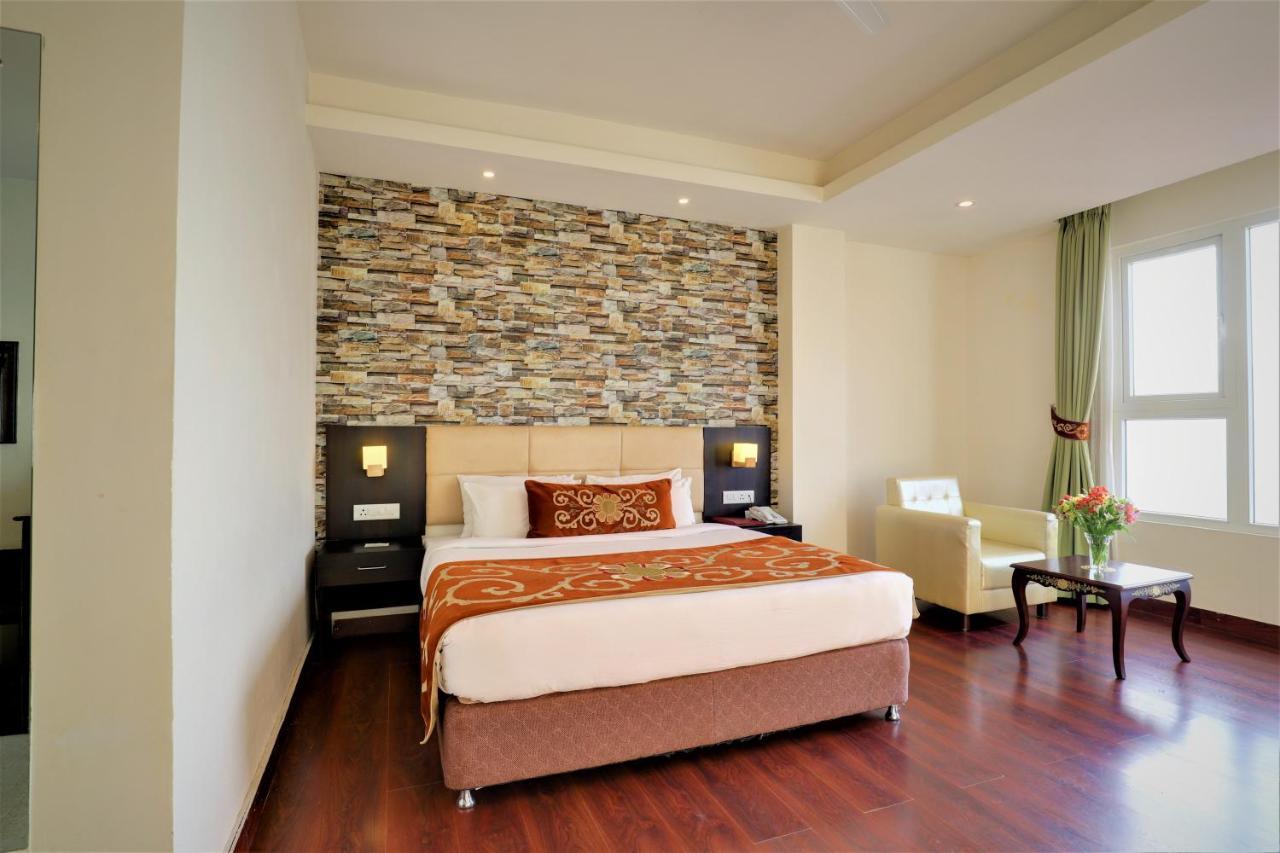 Summit Denzong Hotel & Spa Gangtok Buitenkant foto