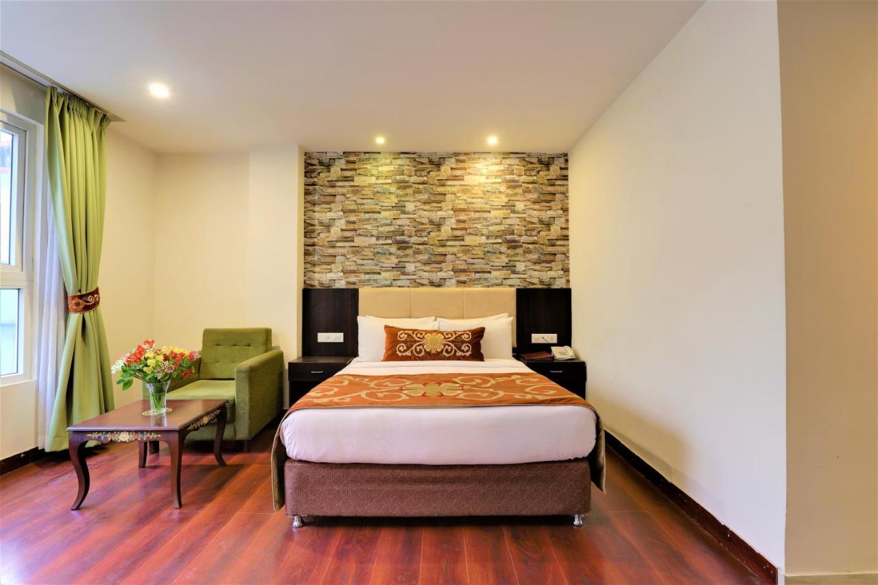 Summit Denzong Hotel & Spa Gangtok Buitenkant foto
